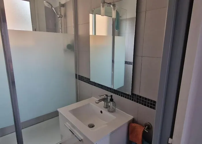 아파트 T2-au Calme-terrasse-place De Parking Attitree